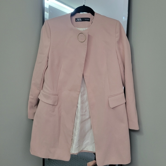 Zara Coat - Picture 1 of 3